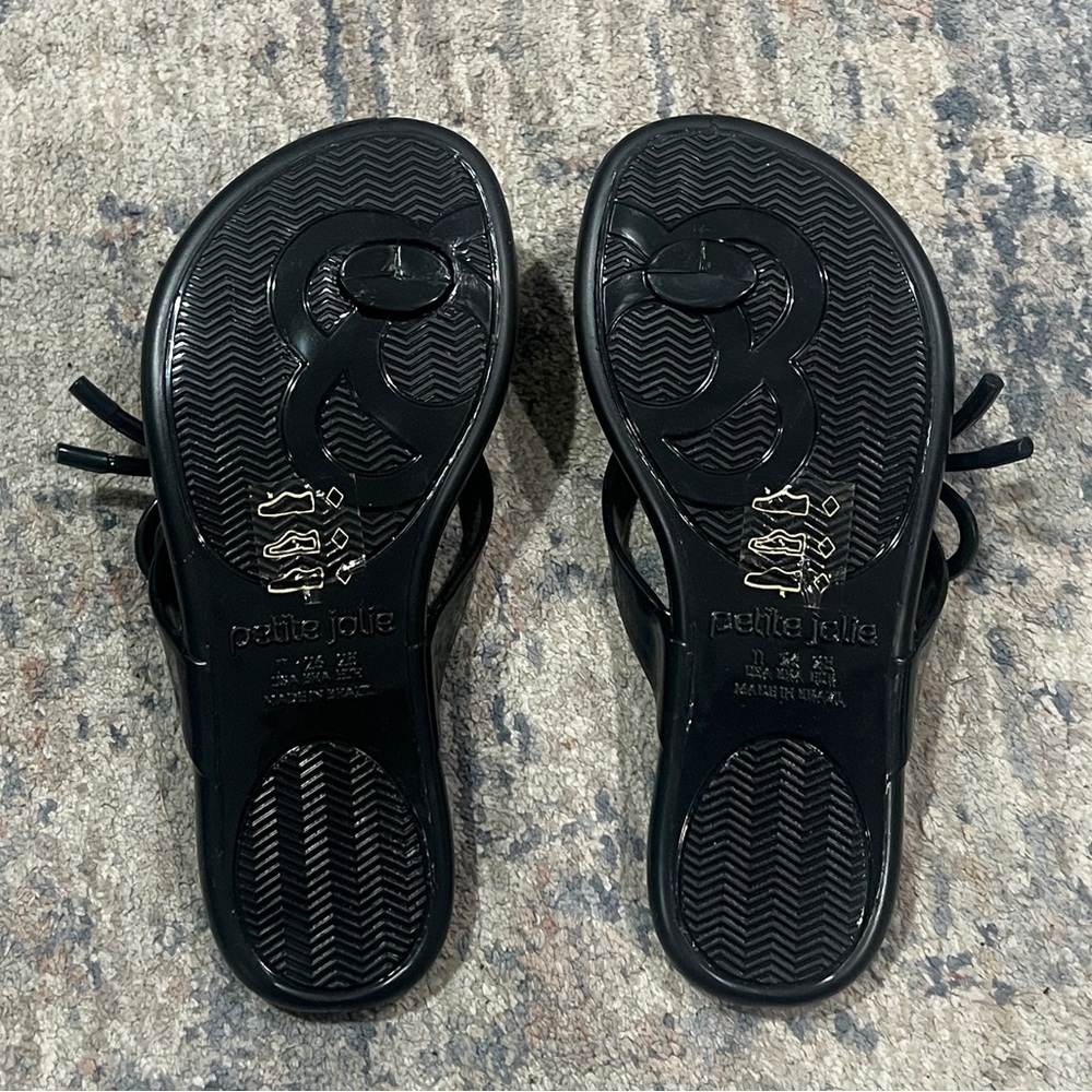NEW Petite Jolie Glossy Black Sandals - Picture 6 of 6